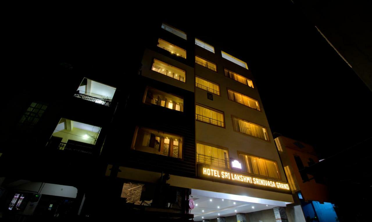 Отель Treebo Sls Grand Тирупати Экстерьер фото