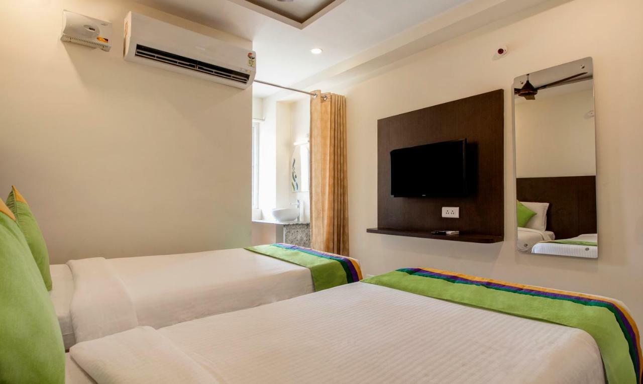 Отель Treebo Sls Grand Тирупати Экстерьер фото