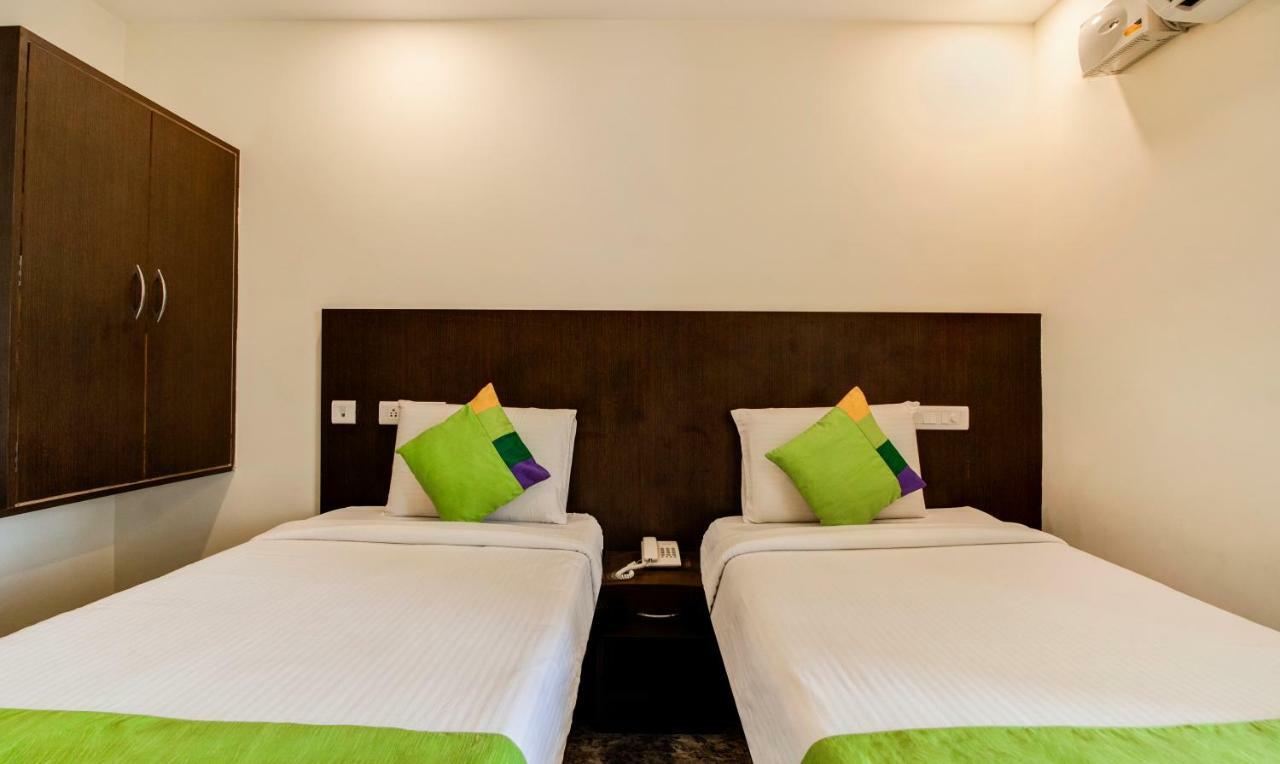 Отель Treebo Sls Grand Тирупати Экстерьер фото