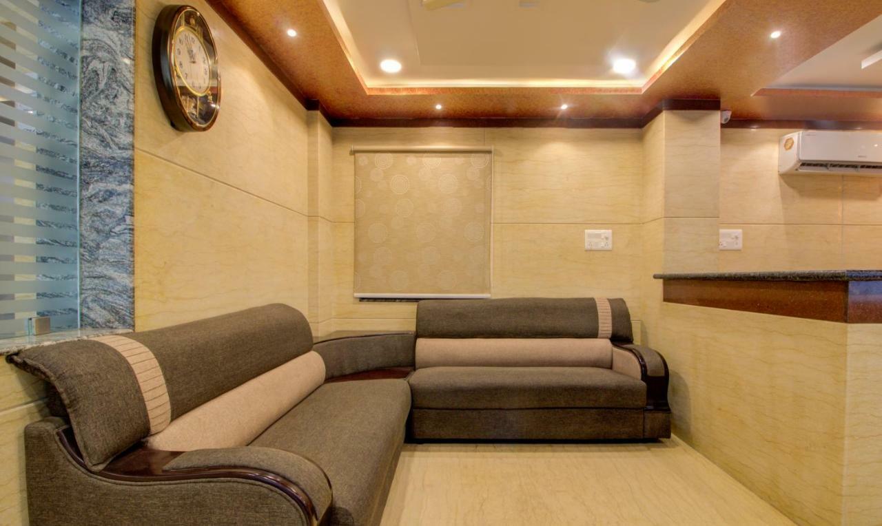 Отель Treebo Sls Grand Тирупати Экстерьер фото
